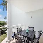Emerald Beach 23