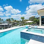 Casa Del Mar