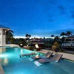 Quintara Luxe