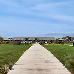 Ocean Mile L7 Gulf Beach Getaway