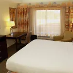Holiday Inn Express Hotel & Suites Perry, An Ihg Hotel