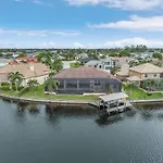 Luxury, Sunsets, Heated Infinity Pool, Spa, Pool Table, Bikes & Kayaks - Villa Coral Bay - Roelens