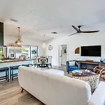 Private Pool And Dock Relaxing Port Charlotte Oasis
