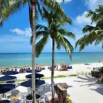 Vanderbilt Beach Resort
