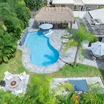 Tiki Hut Paradise Mins To Beach W Fire Pit