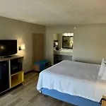 Days Inn By Wyndham Crystal River