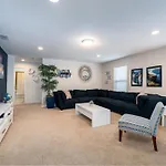 Windsor Westside Gem! Themed With Game Room