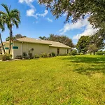 4 Mi To Beach Beach Haven With Water Views!