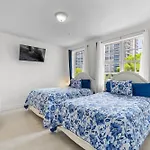 Bayside Townhome - Private Beach Access, Pool And Hot Tub, Free Parking
