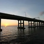 Charming Waterfront Vacation Rental With Fabulous Views And Easy Access To The Caloosahatchee River