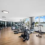 Lux Waterfront Studio South Beach