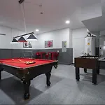 Woodside Villa At Ellis Exclusive Villas