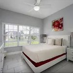 Woodside Villa At Ellis Exclusive Villas