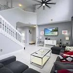 Woodside Villa At Ellis Exclusive Villas