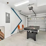 Bright & Colorful New Home 10 Min From Rainbow Springs