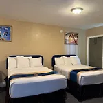 Sandals Inn