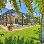 Tropical Cape Coral Retreat With Hot Tub And Pool!