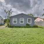 3 Mi To Beach Quaint Home With Patio In Hollywood