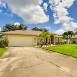 Outdoor Oasis, 8 Mi To Beach Chic Cape Coral Home