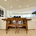 Coastal Chic Getaway Modern 2 Bed 2 Bath Condo In Key Largo, Marina Pool Pickleball
