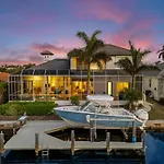 Unique 5 Bed Waterfront Woodbine Ct With Private Pool