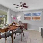Little Beach House W/ Pool&Spa - 5 Minutes To Vanderbilt Beach