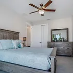 8Br Oasis: 2 Homes, Pools, Walk To Beach, Fam Fun