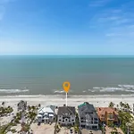 Gulf-Front 5Br: Pool, Spa, Stunning Views