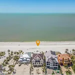 Beachfront 5Br: Heated Pool, Spa, Elevator, Views