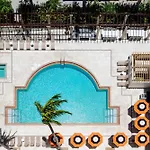 The Atlantic Suites On The Ave