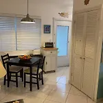 Beautiful And Quiet Apartment