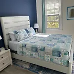 Cozy Studio In The Heart Of The Palm Beach Island - Free Valet Service