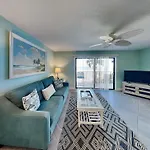 Sea Dancer 210