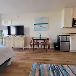 Oceanview Studio Condo W Balcony - Castaways Beach Resort