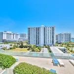 Stylish 1Br Suite With 5 Star Amenities And Stunning Views