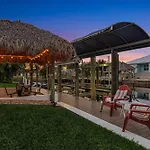 Gulf Access Dock With Tiki Heated Pool Casa Chillotta Roelens
