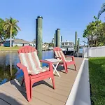 Gulf Access Dock With Tiki Heated Pool Casa Chillotta Roelens