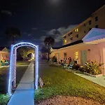 Oceanfront Sea Scape Motel