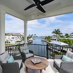 Bliss On The Bay: 5Br Oasis W/ Pool, Spa & Views