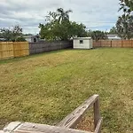 Central Sarasota Home 8 Mi To Siesta Key!
