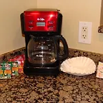 4106-1 Cozy Ground Floor 1 Bedroom With Fenced Patio