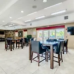 Quiet Get-Away! Close To Amenites & Beach Access Ow15-306