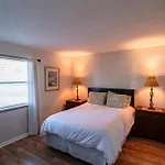 Beautiful Home Close To The Beach And Mayo Clinic
