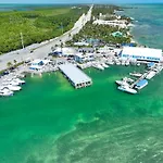 Bud N\' Mary\'S Marina