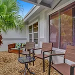New Stunning Villa With Heated Pool Cabana