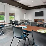 Aloft Jacksonville Airport