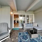 Surf Villa 626
