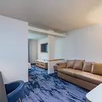 Fairfield Inn And Suites By Marriott Tampa North