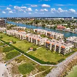 Land\'S End 7-401 Beach Front - Premier
