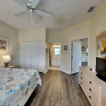 Ocean Village Club Q35